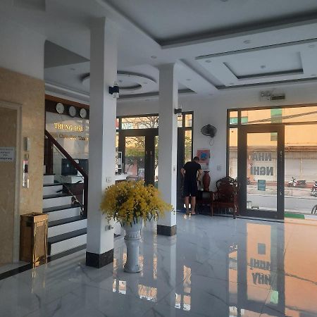 Nhà Nghỉ Trung Hậu Hotel Mong Cai Exterior foto